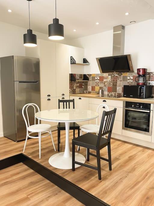 Apartment Nouveau Maison Bourg Cournon 5 Pers 2
